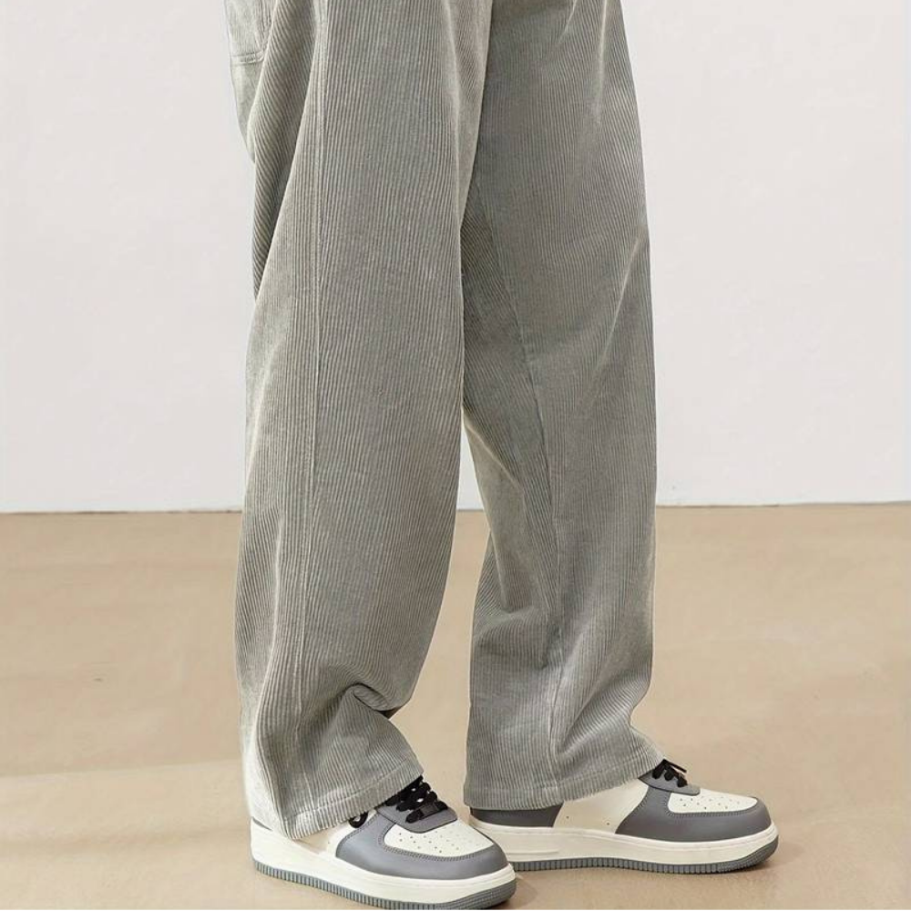 Men’s Corduroy Wide-Leg Trouser